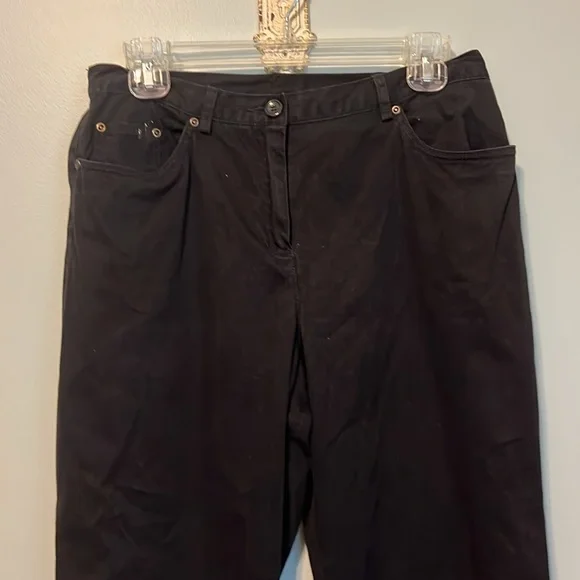 Ruby Rd Capri Pants - Picture 2 of 4